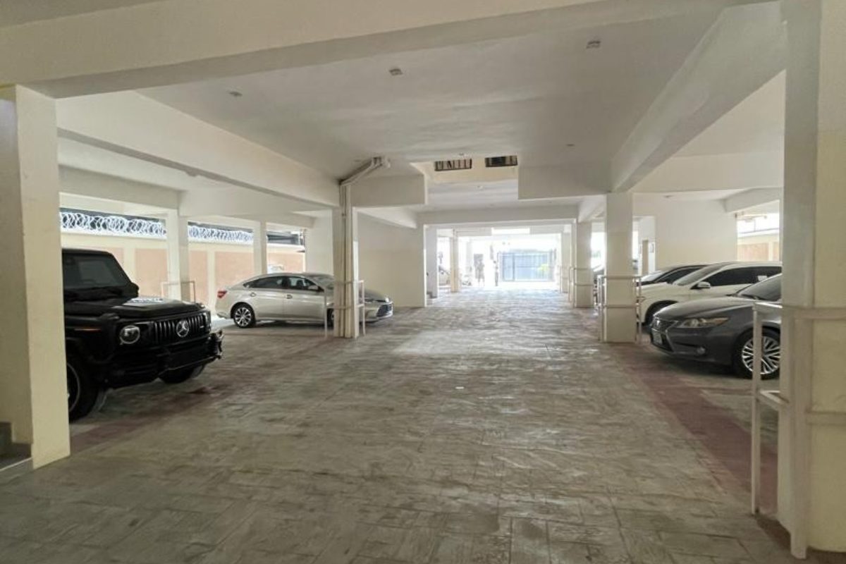 2 bedroom flat